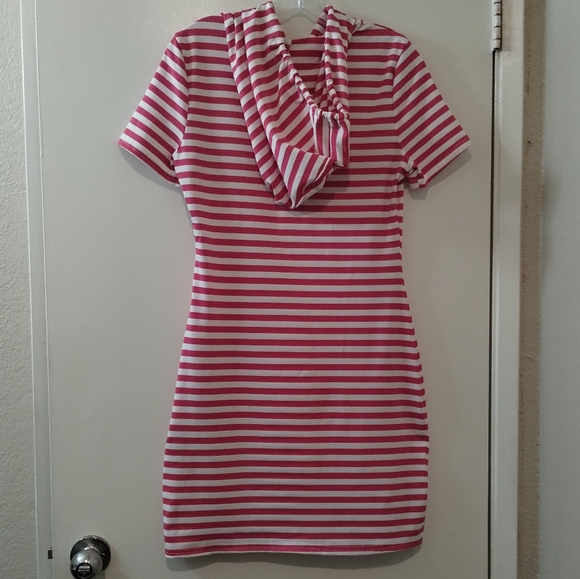Striped Dress With Hood Bodycon  Size L U.S.size  (8/10) - Picture 2 of 4